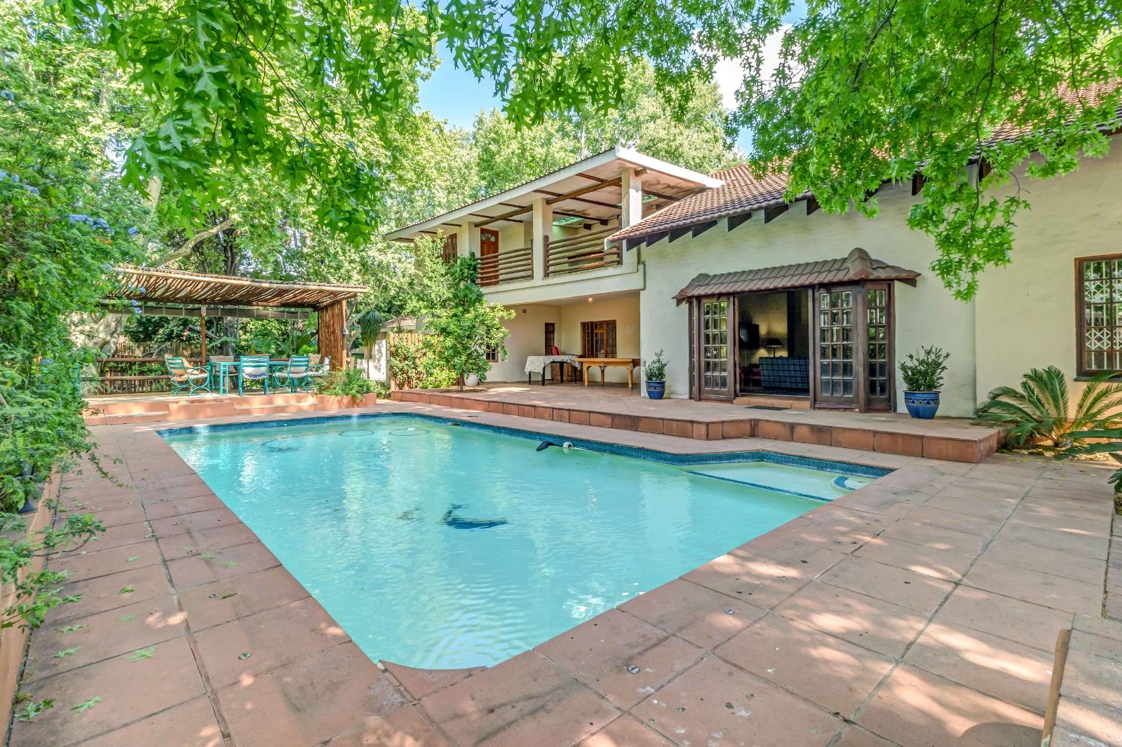 12 Bedroom House for sale in Lonehill 31 Dennis Road P24113950695