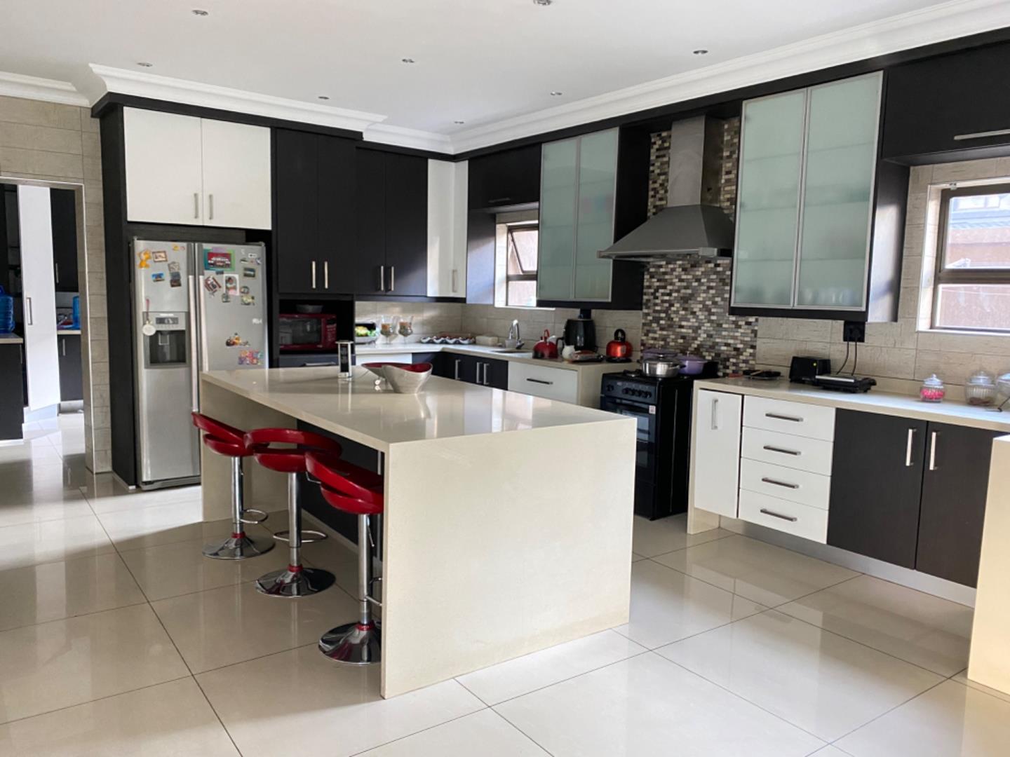 5 Bedroom House for sale in Eldo Meadows P24113950716