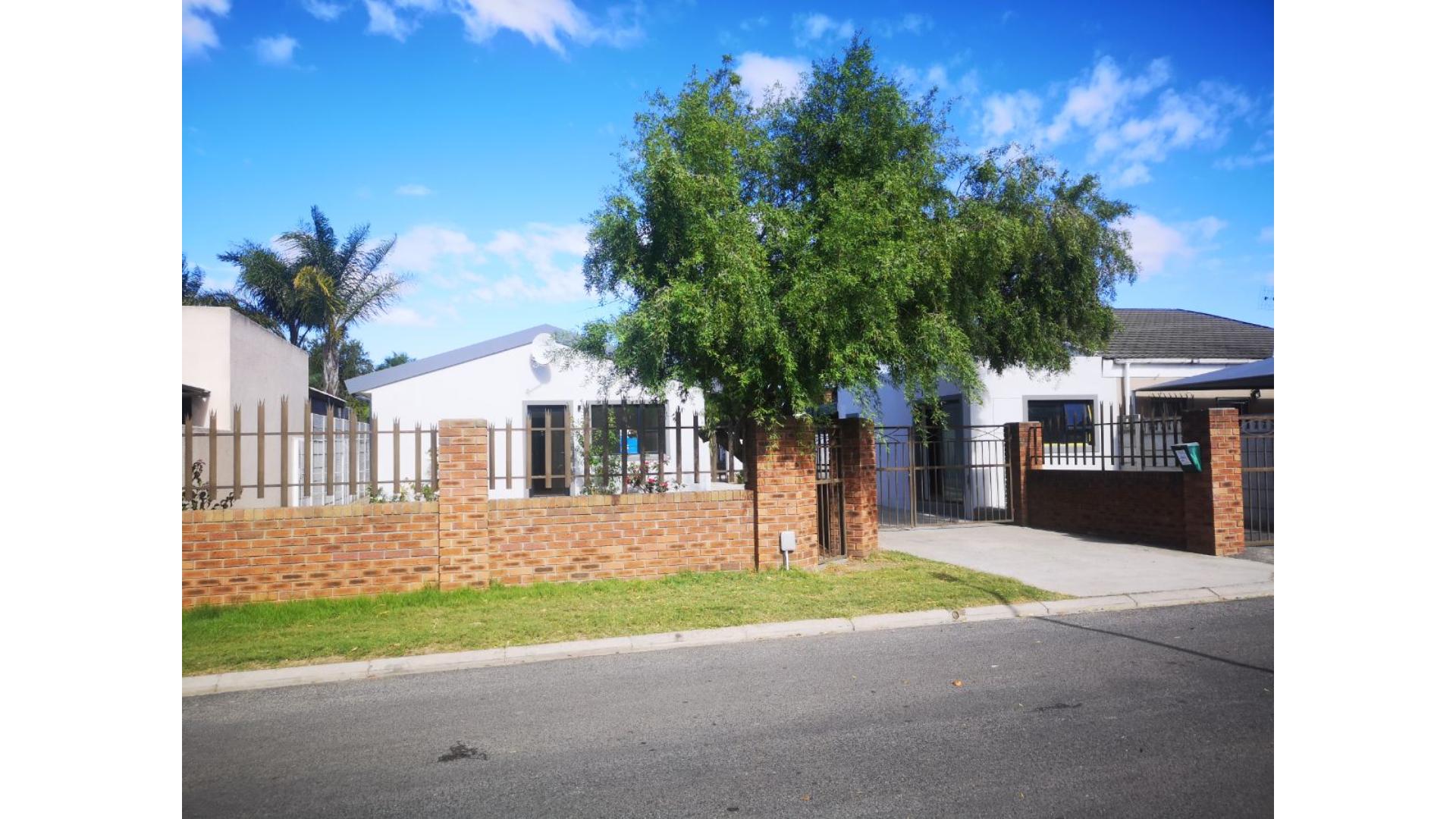 Windsor Park, Kraaifontein Property Property and houses to rent in