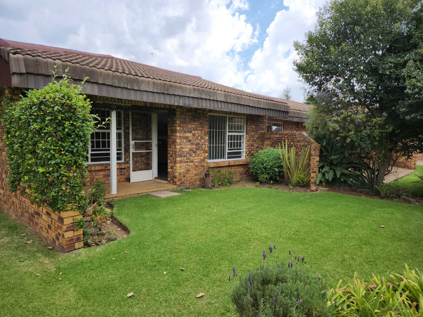 Townhouses for sale in Benoni Benoni Property Page 10