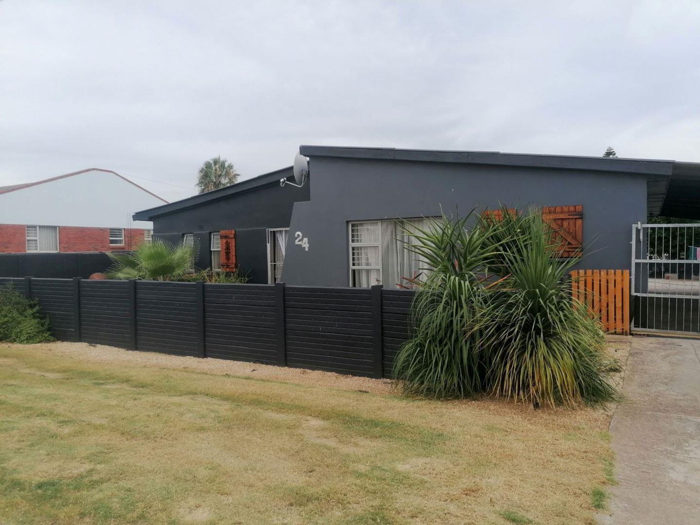 Windsor Park, Despatch Property Property and houses to rent in