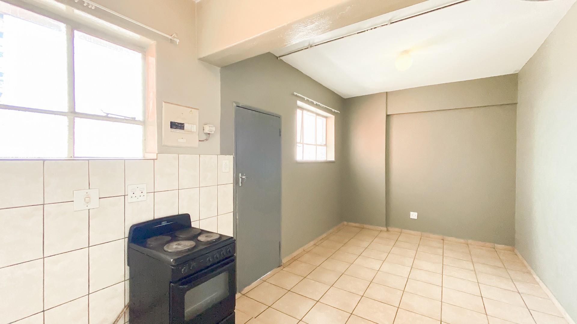 2 Bedroom Apartment / flat to rent in Berea 4 O'reilly Avenue P24