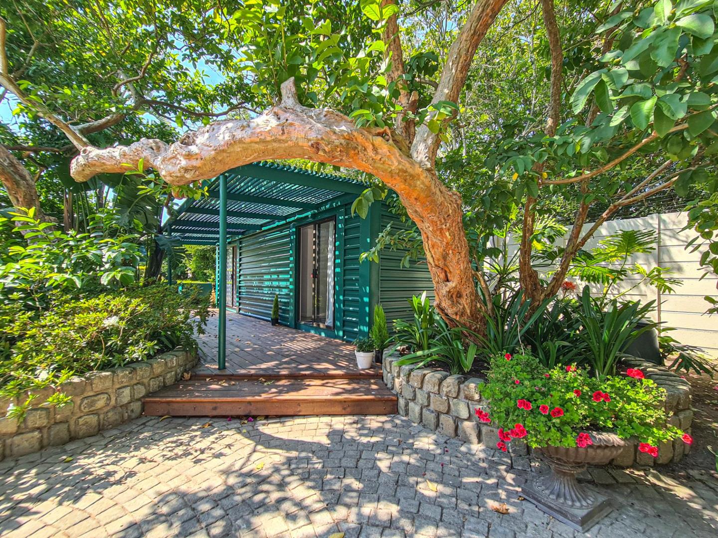 2 Bedroom Apartment / flat to rent in Constantia P24114341567