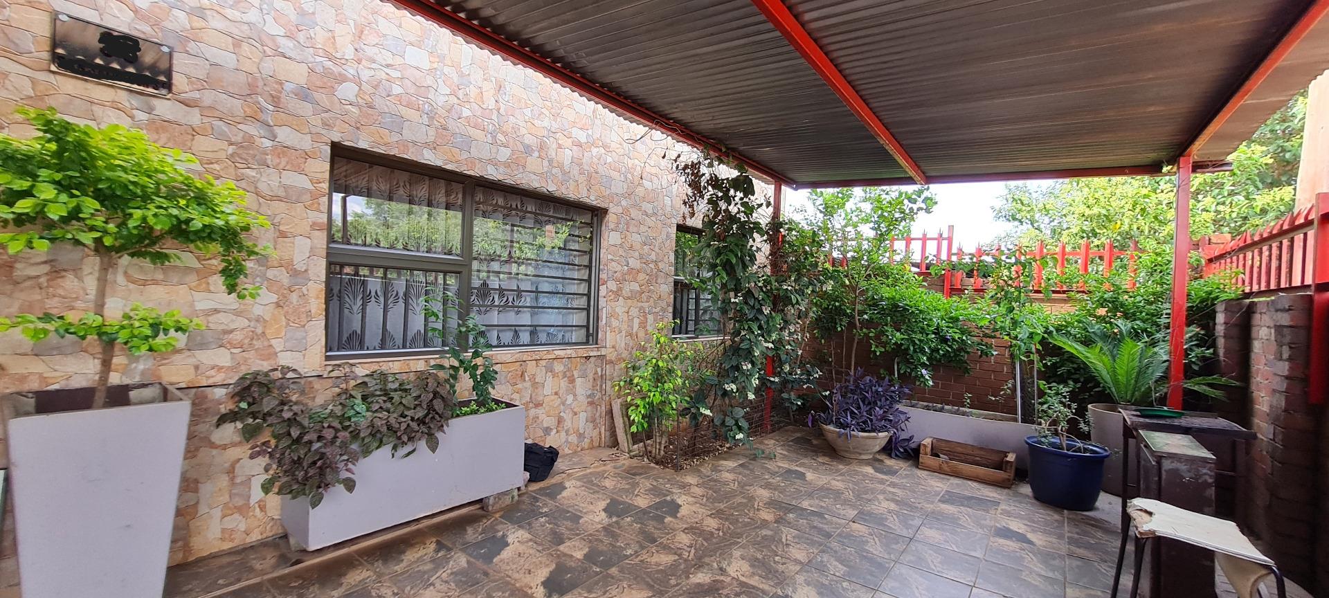 Klipspruit, Soweto Property Property and houses for sale in