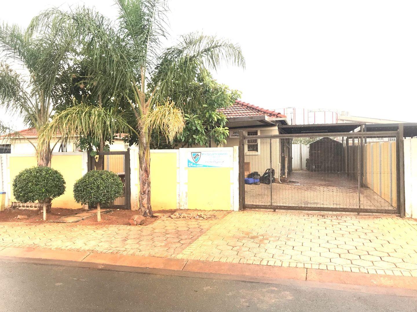 3 Bedroom House for sale in Rosslyn P24113954569