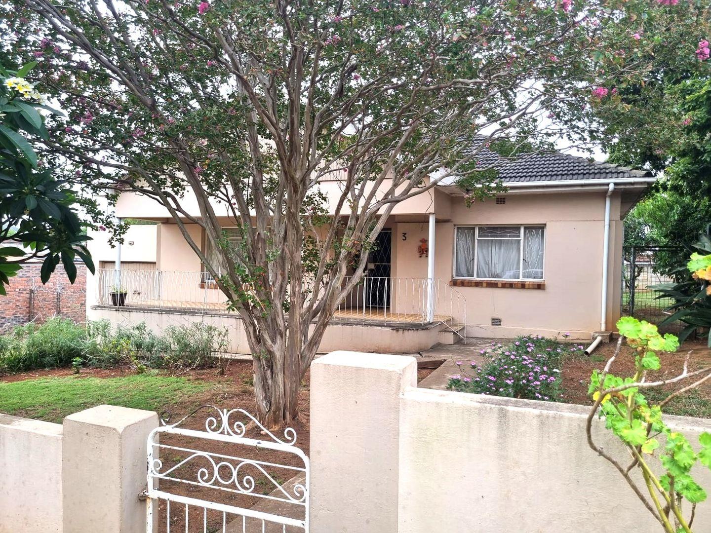 Van Riebeeck Hoogte Property Property and houses for sale in Van