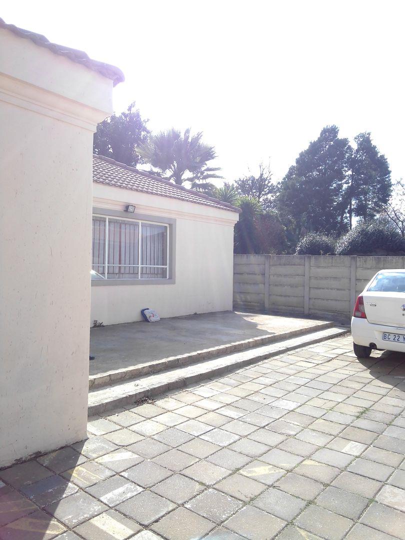 Dinwiddie Property Property and houses to rent in Dinwiddie