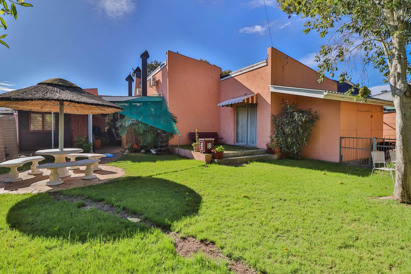 3 Bedroom House for sale in Bonny Brook P24113956508