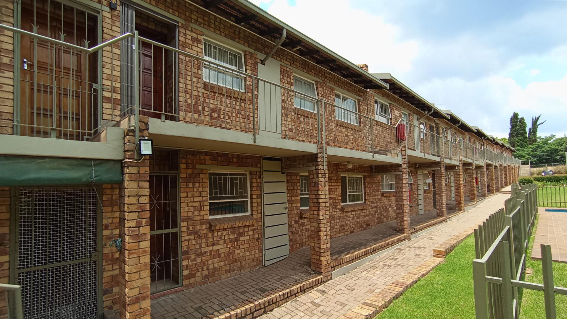 2 Bedroom Townhouse for sale in Ferndale P24113958619