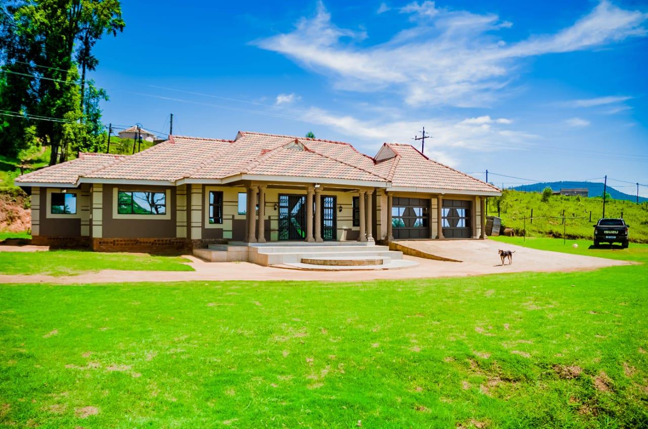 4 Bedroom House for sale in Edendale P24113959482