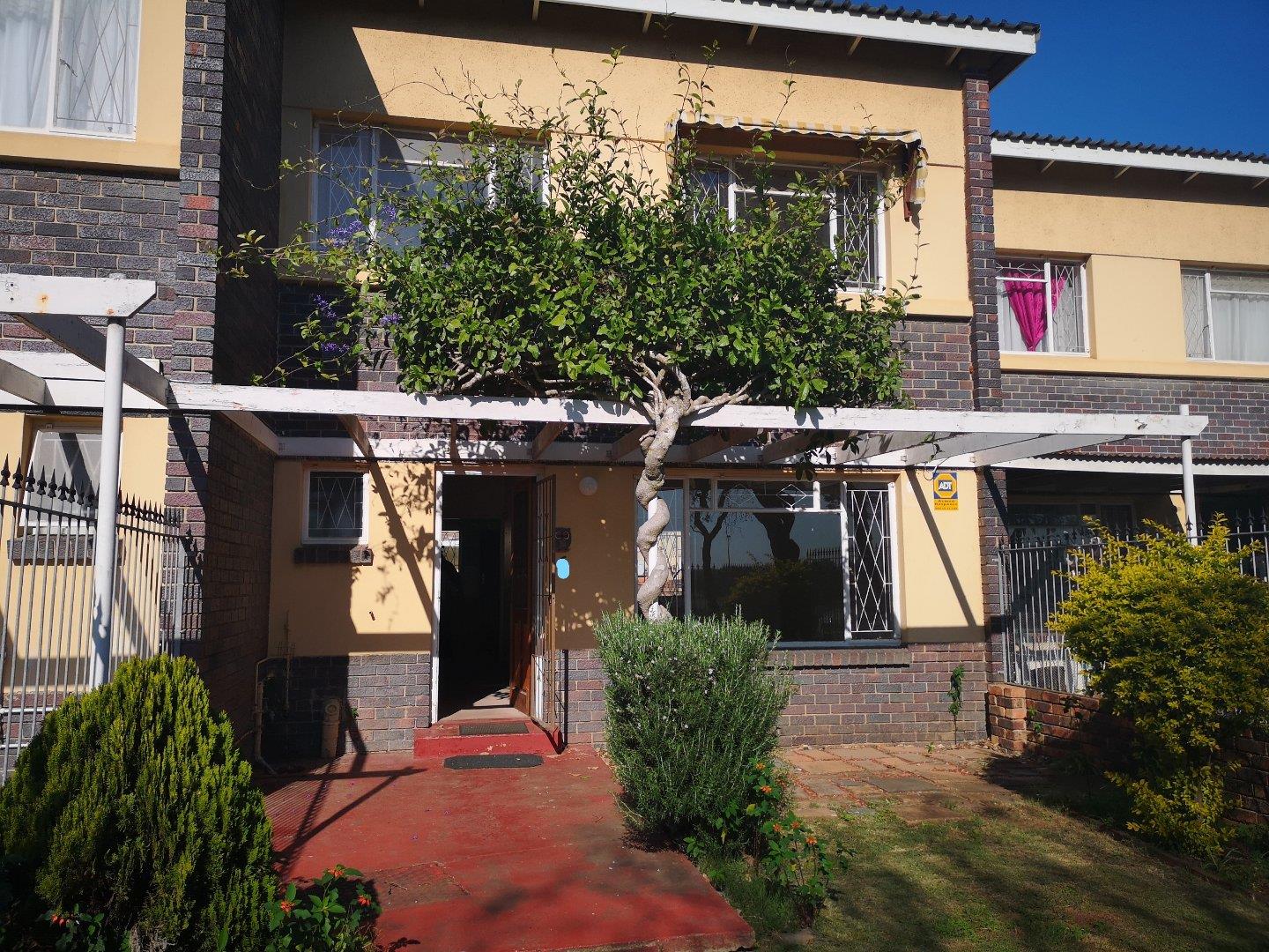 Apartments / flats for sale in Port Elizabeth Port Elizabeth Property