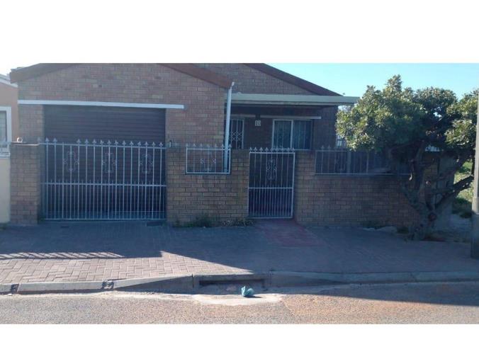 2 Bedroom House for Sale in Philippi