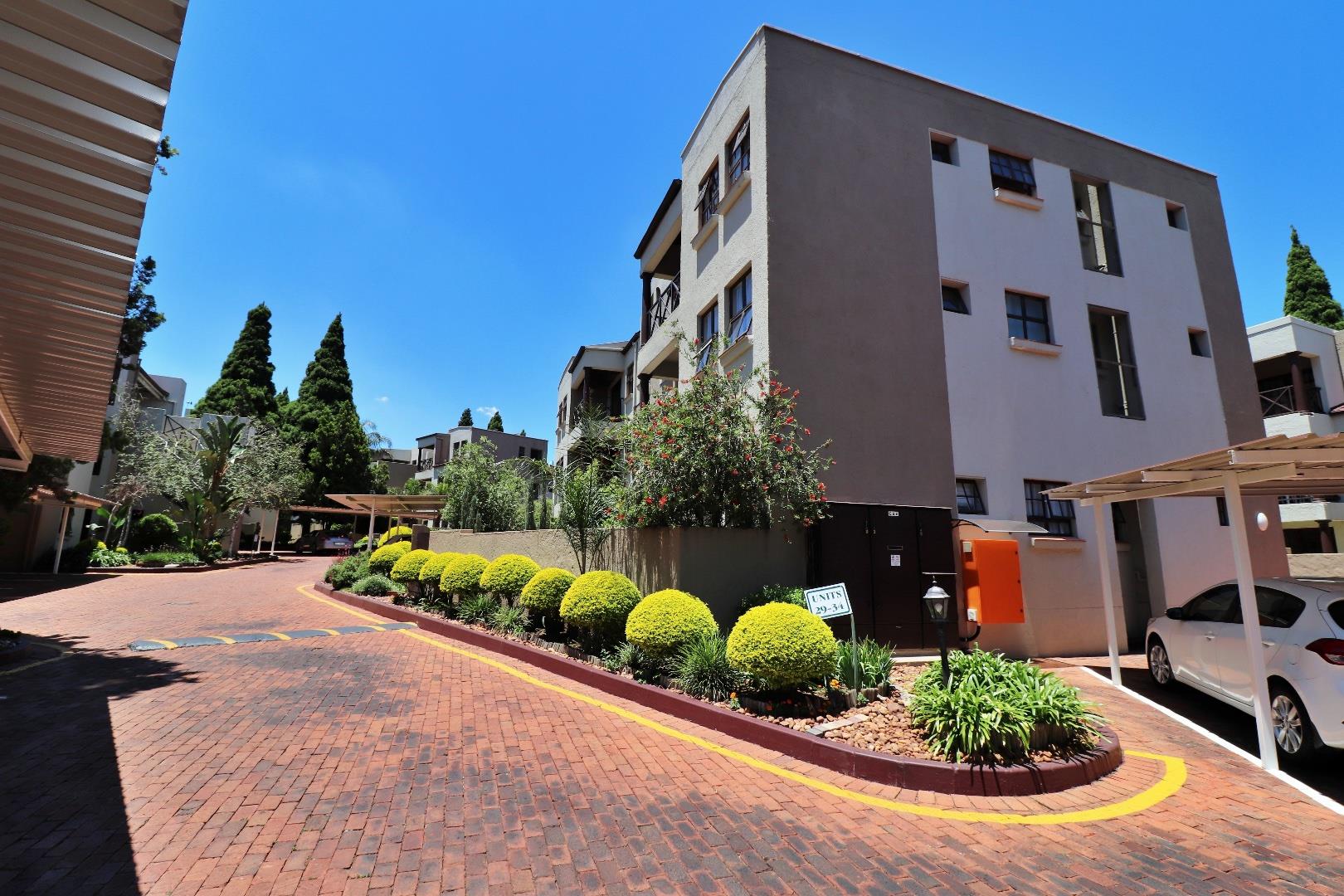 Dowerglen Property Townhouses for sale in Dowerglen