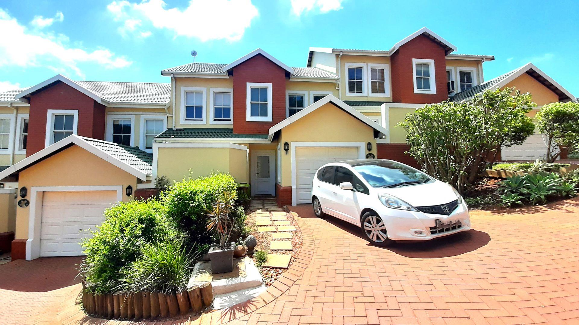 3 Bedroom Townhouse to rent in Mount Country Club Estate