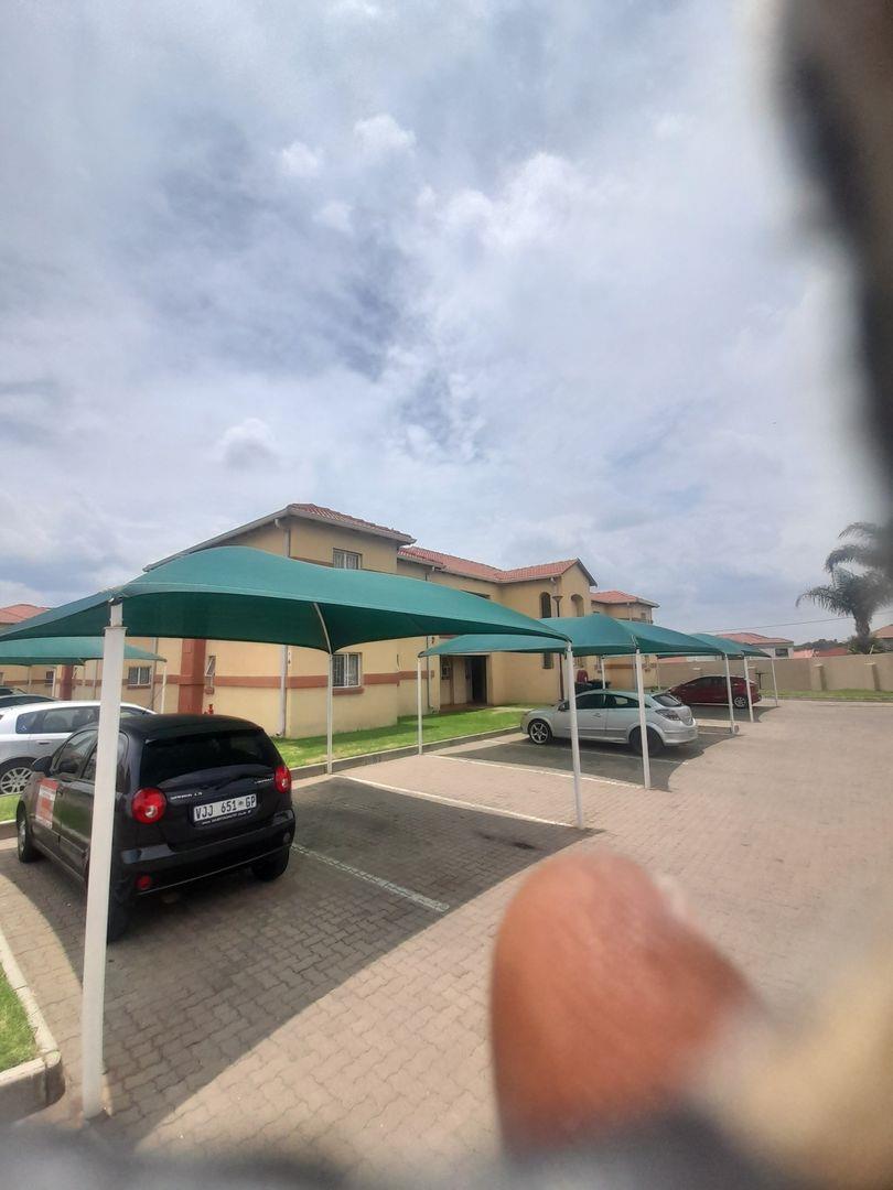 2 Bedroom Apartment / flat to rent in Aeroton 24 Nasrec Road P24114160640