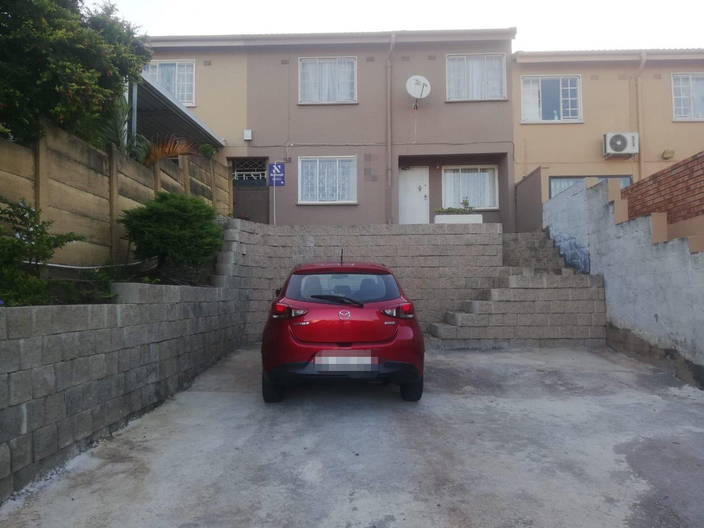 Longcroft Property Property and houses to rent in Longcroft