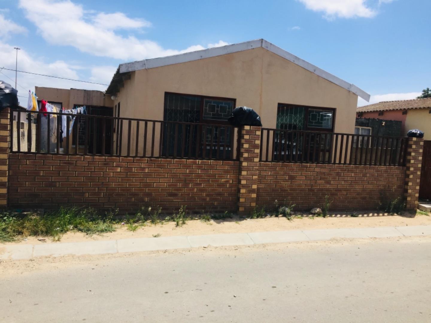 Motherwell Nu 10 Property Property and houses for sale in Motherwell