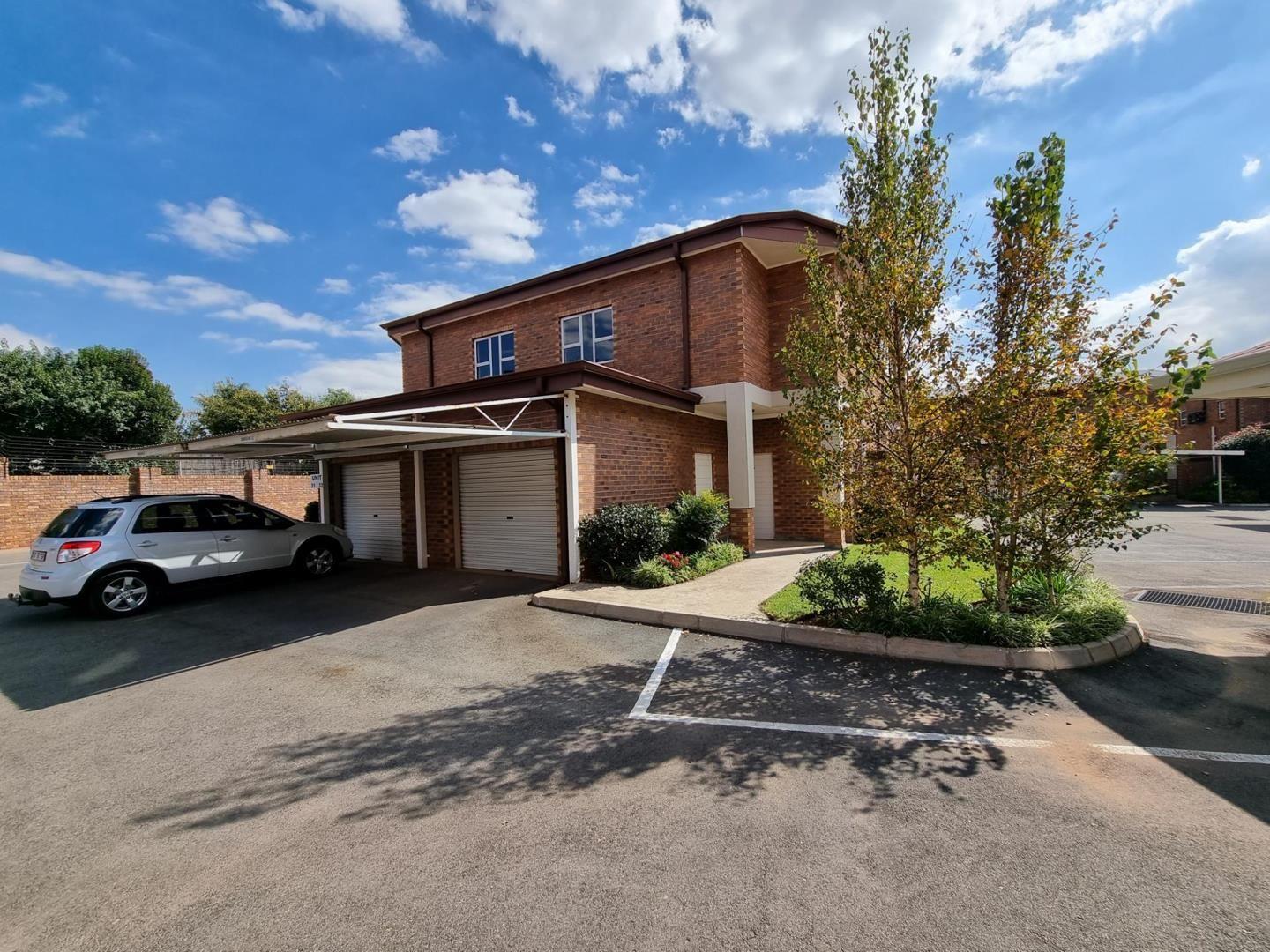 2 Bedroom Townhouse to rent in Benoni North P24111658014