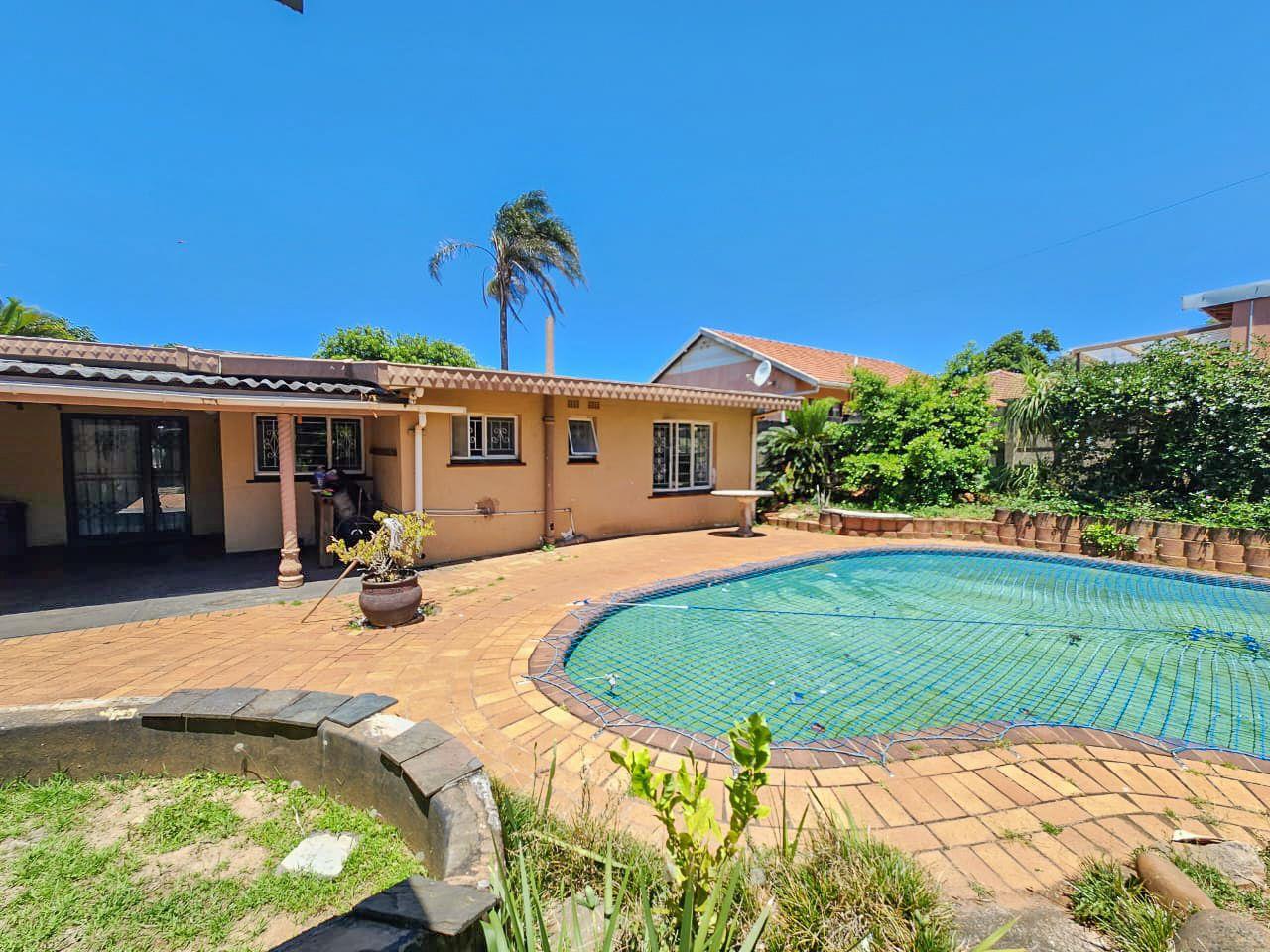 4 Bedroom House for sale in Grosvenor P24113966388