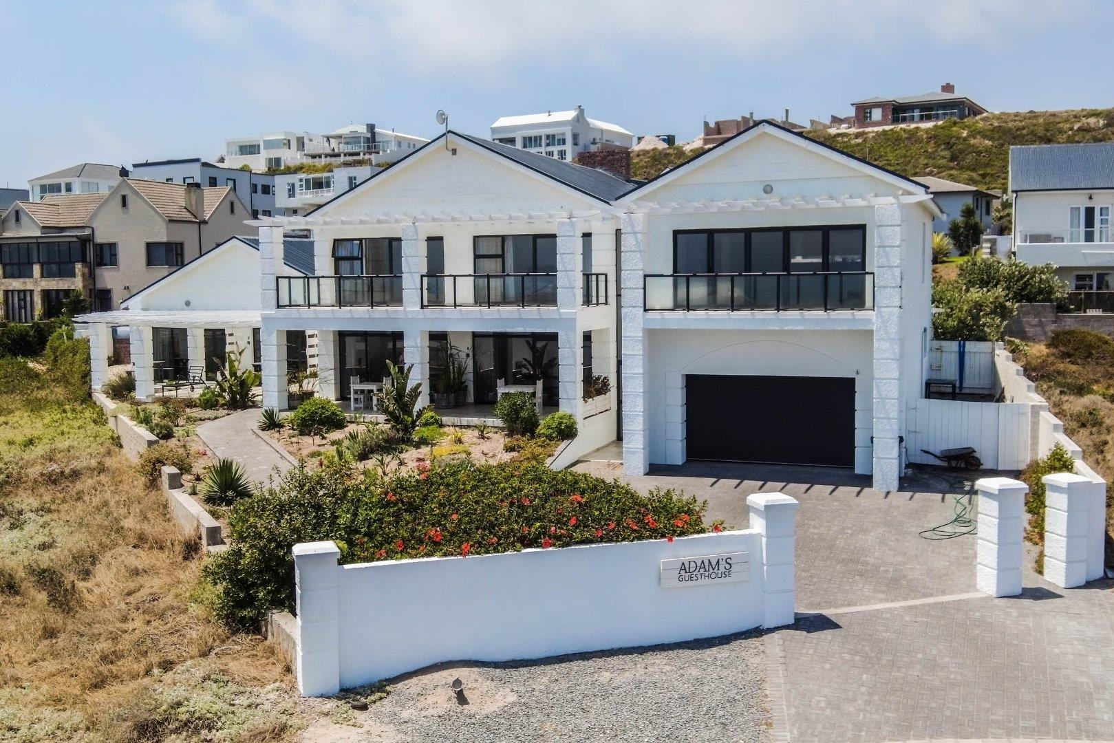 7 Bedroom House for sale in Yzerfontein 5 Dassen Island Close P24