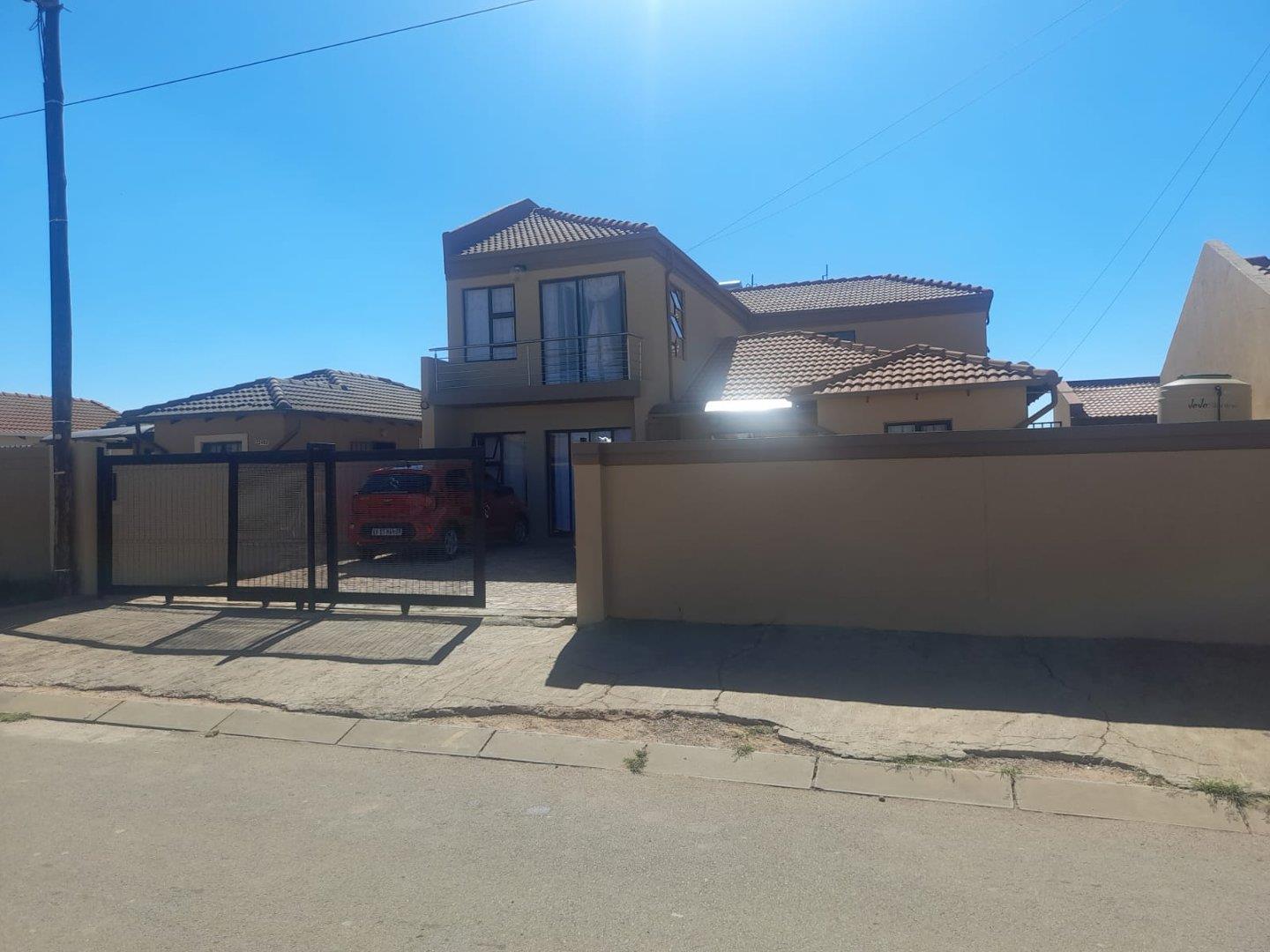 3 Bedroom House for sale in Protea Glen Protea Glen P24113969246