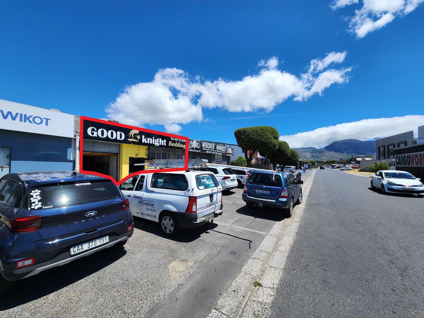 Commercial property to rent in Retreat P24113969358