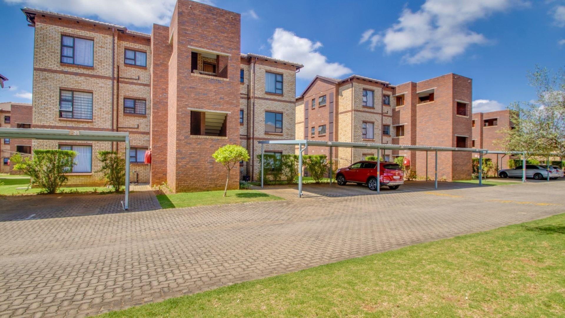 2 Bedroom Apartment / flat for sale in Randpark Ridge P24113873256