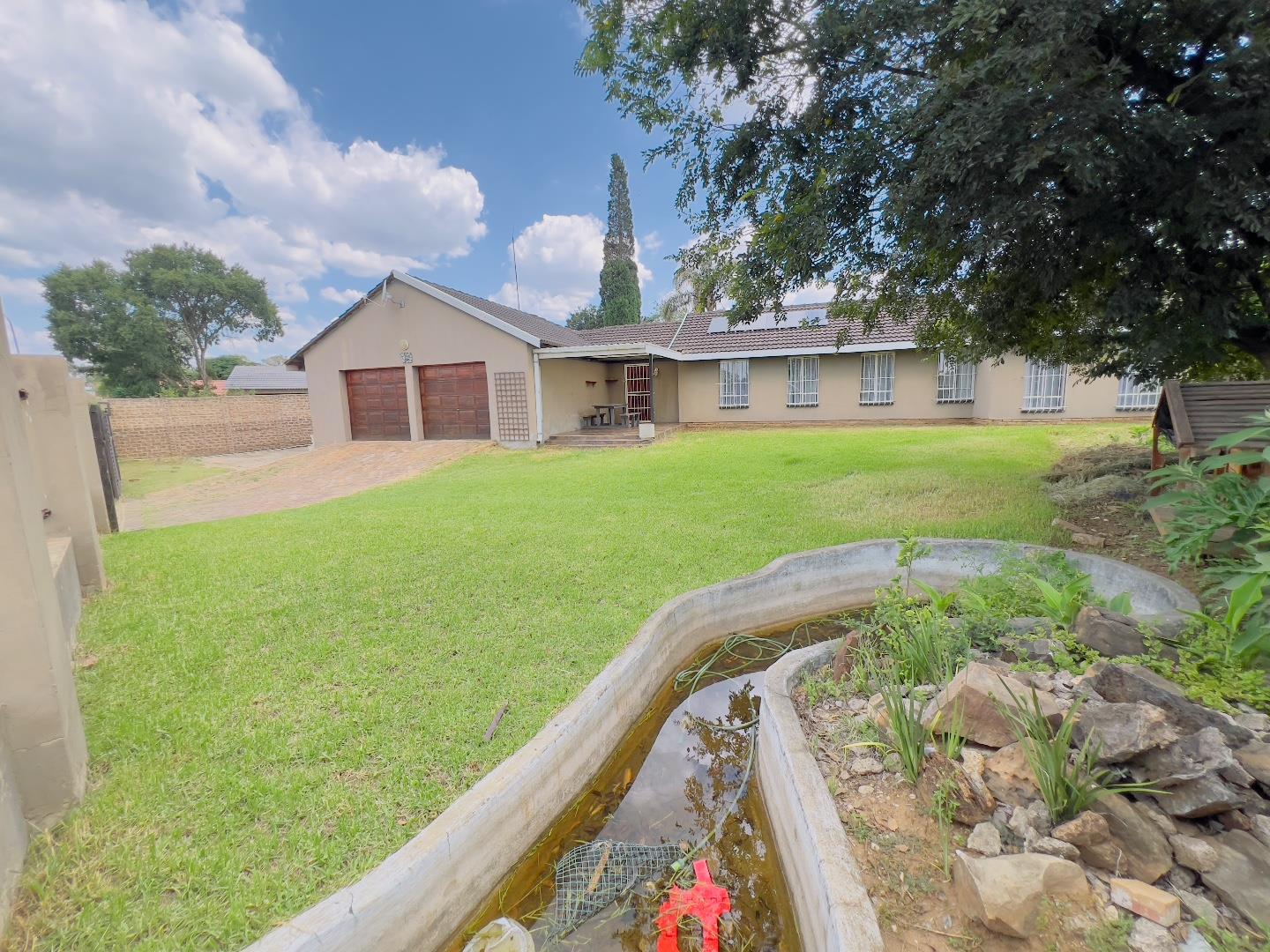 4 Bedroom House for sale in Brakpan North 9878 Benoni Street P24113971610