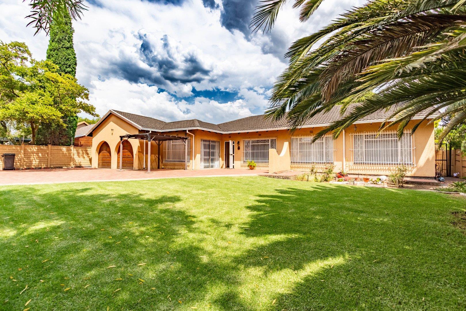 Highway Gardens Property Property and houses for sale in Highway