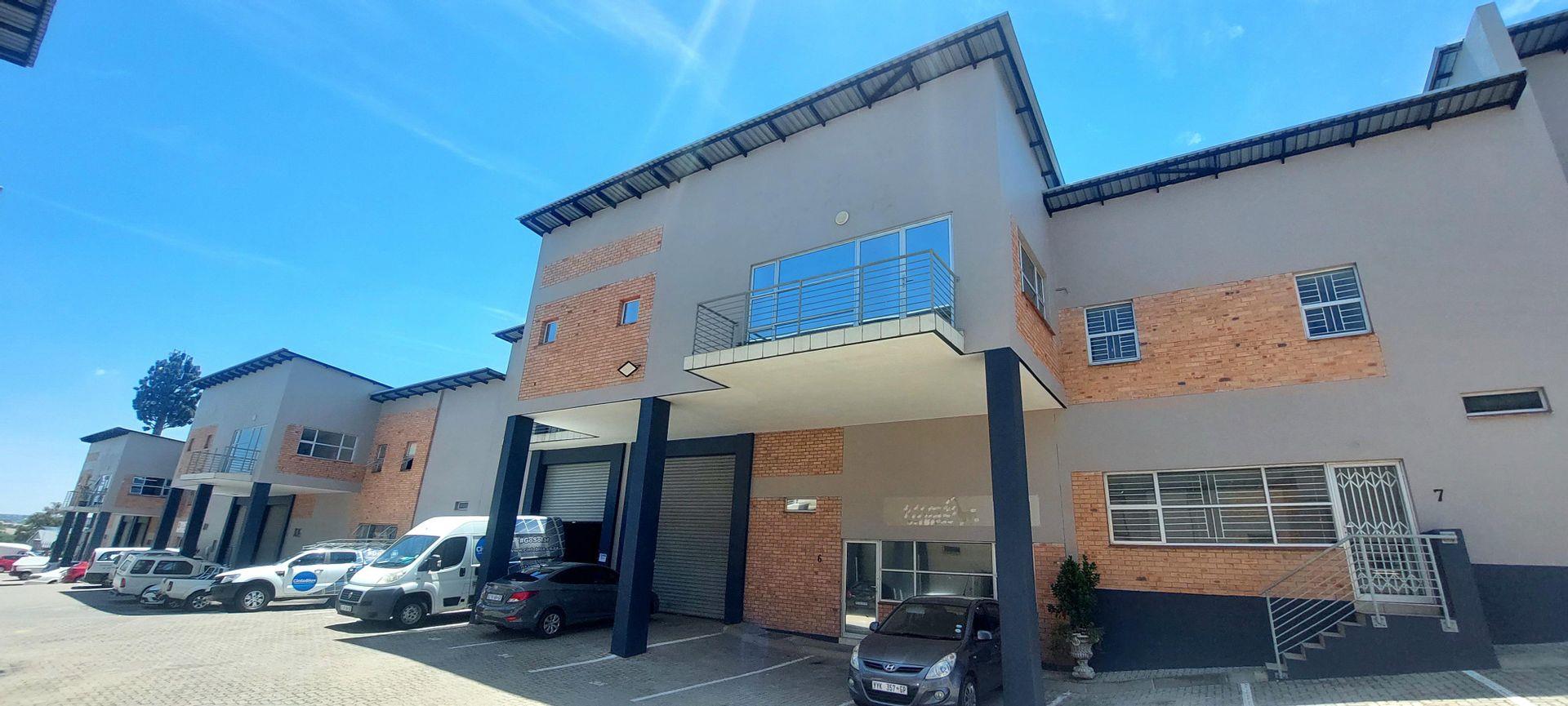 Industrial property to rent in Halfway House 1 Richards Drive P24