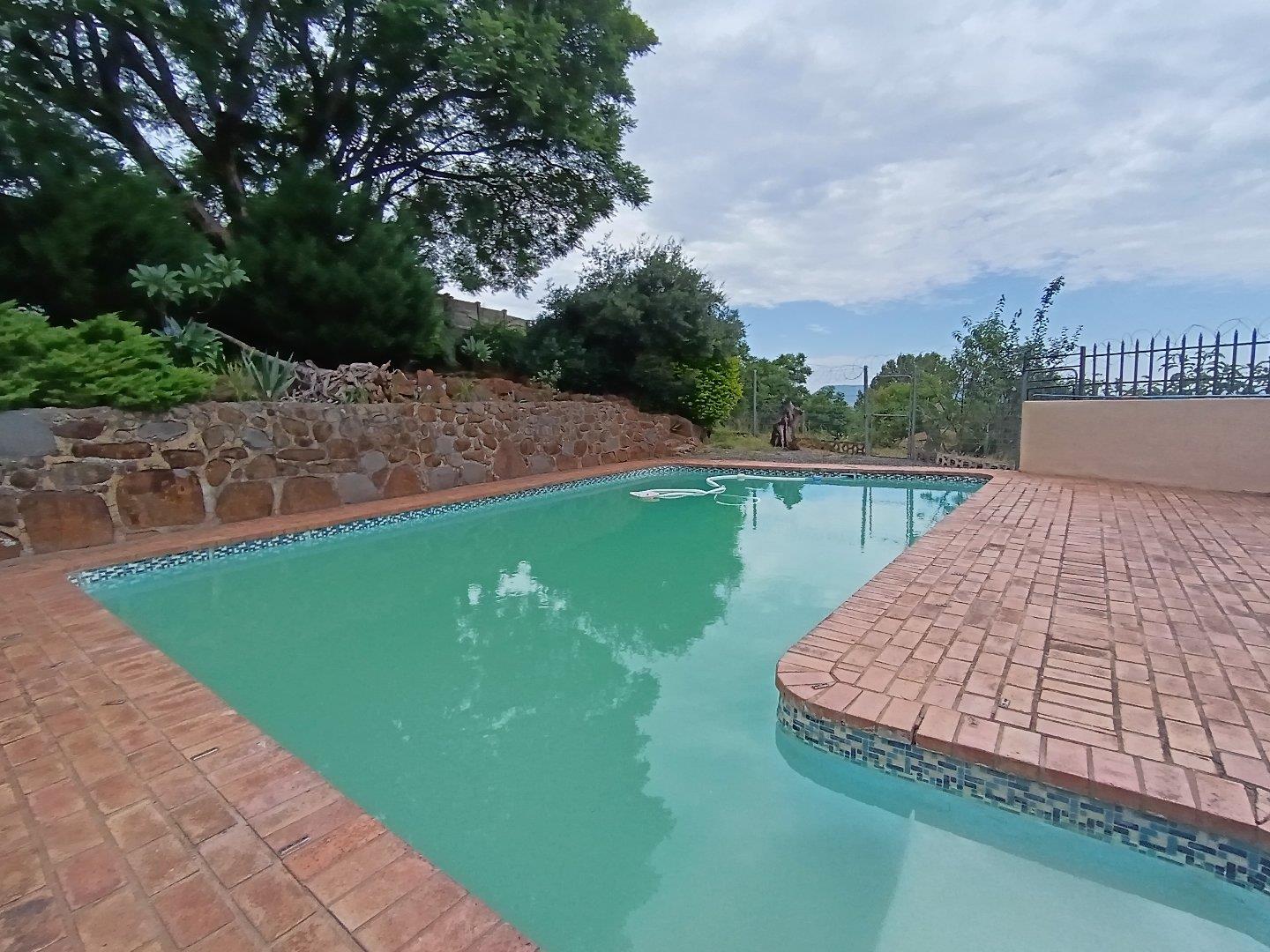 3 Bedroom House for sale in Egerton P24113975562