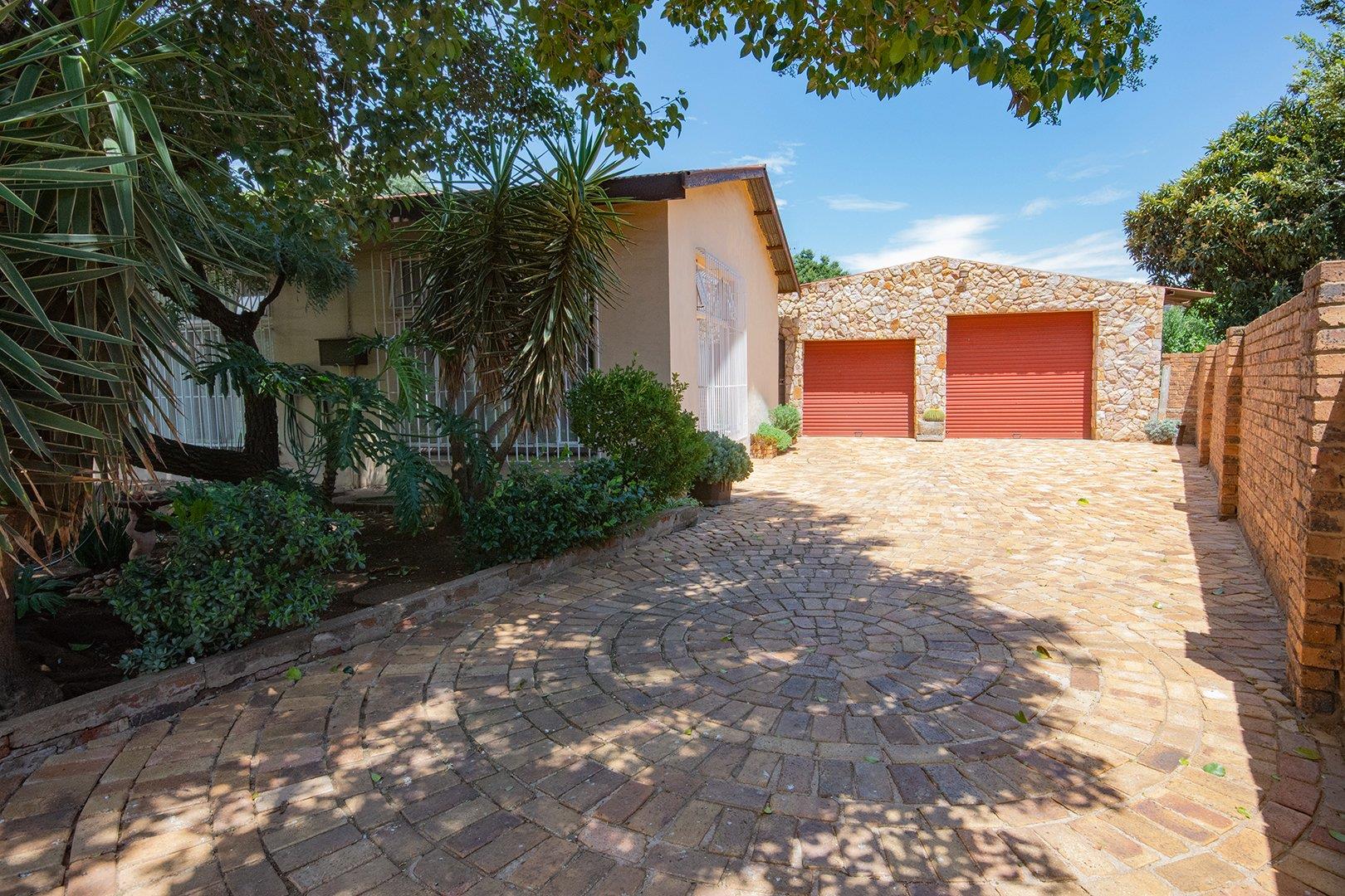 Rensburg Property Property and houses for sale in Rensburg