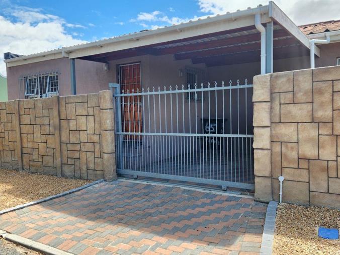 2 Bedroom Apartment / Flat to Rent in Peerless Park East