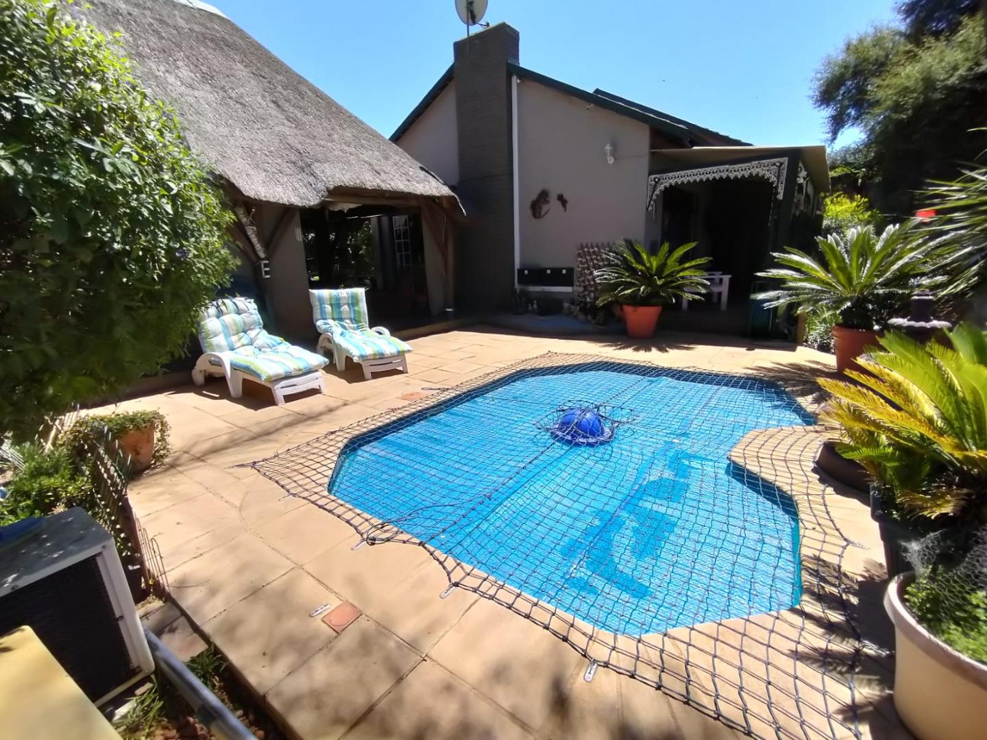 3 Bedroom House for sale in Elsburg P24113981629