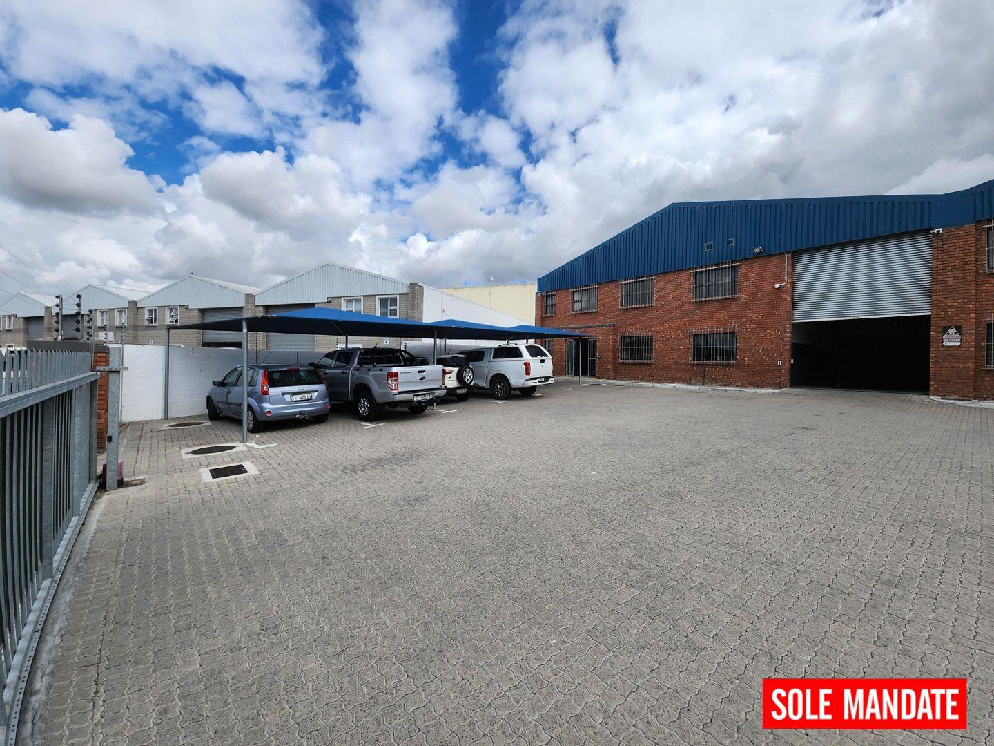 Industrial property to rent in Blackheath Industrial Unit 1 Port Street, Saxenburg Park 2