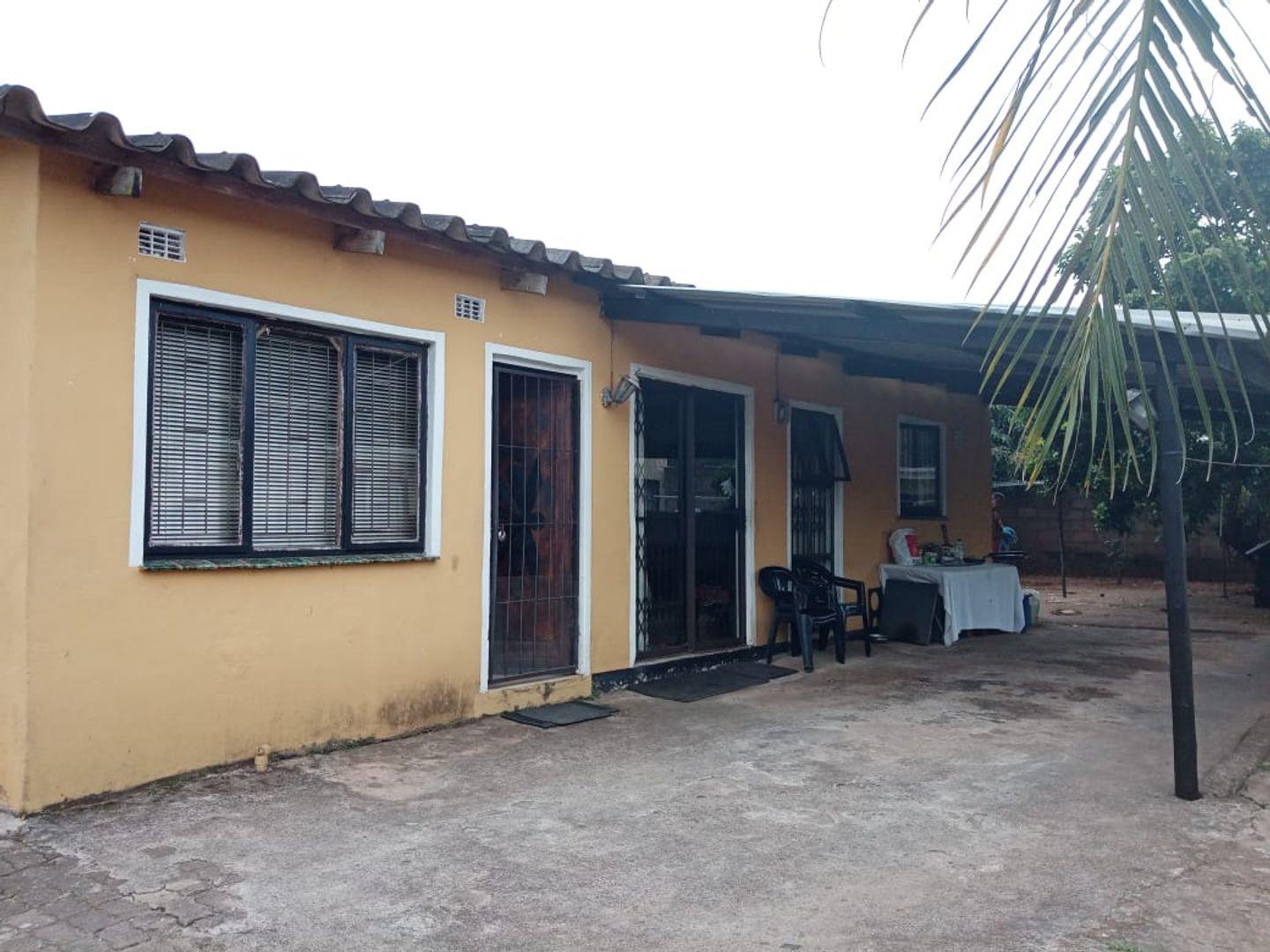 4 Bedroom House for sale in Birchwood Park P24113982227