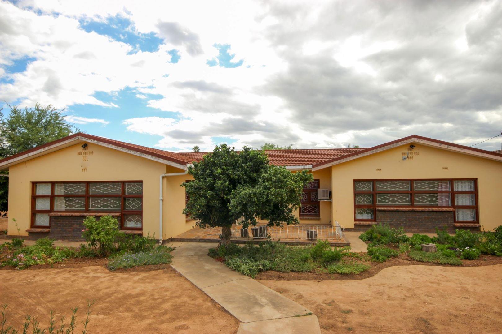 Oudtshoorn North Property Property and houses for sale in Oudtshoorn