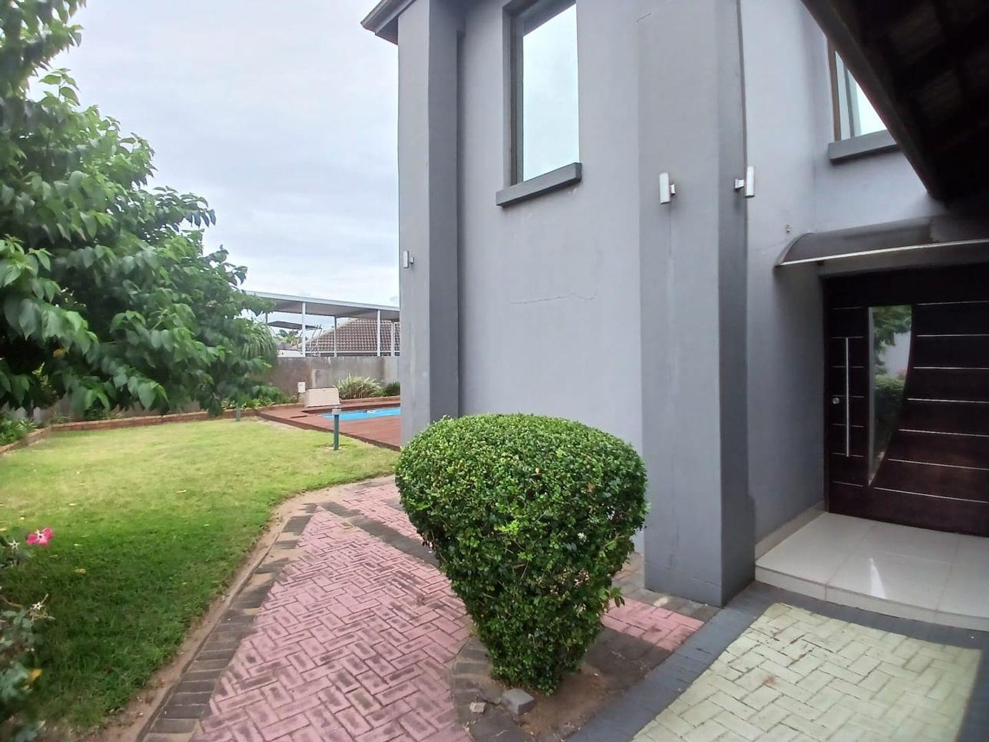 3 Bedroom House to rent in Meer En See P24113983525