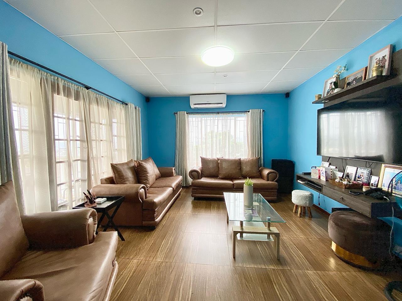 3 Bedroom House for sale in Eastwood P24113985613