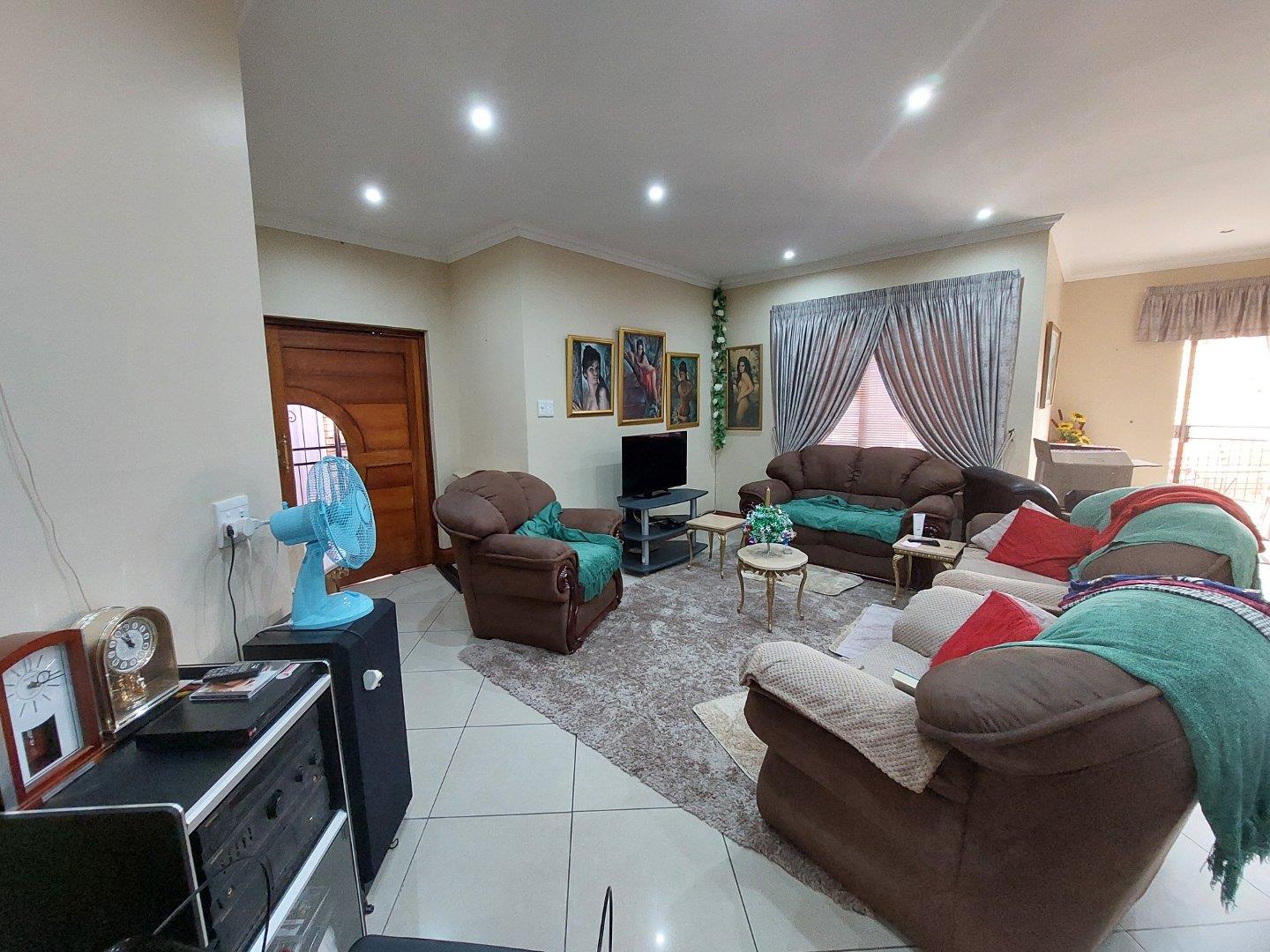 Hillcrest, Kimberley Property Property and houses for sale in