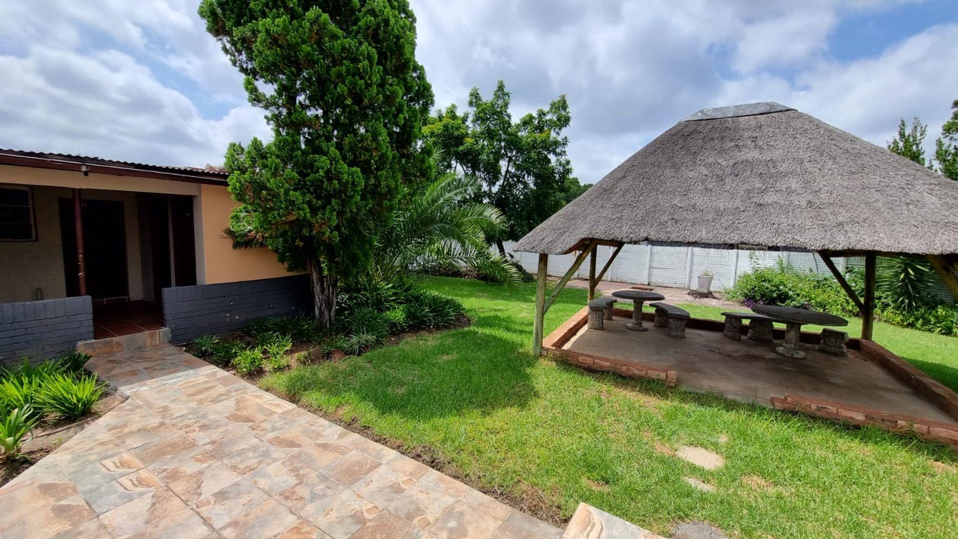 4 Bedroom House for sale in Proclamation Hill P24113987242