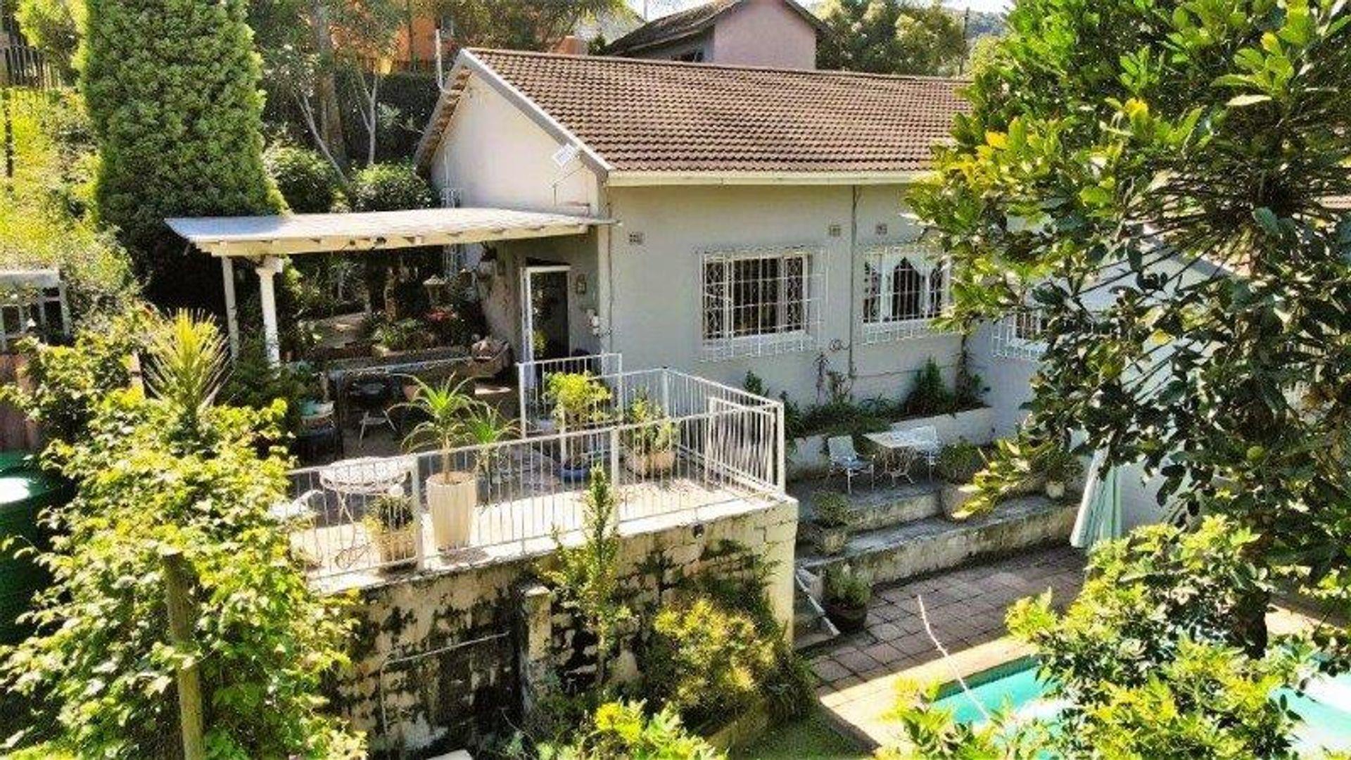 3 Bedroom House for sale in Sarnia P24113989935