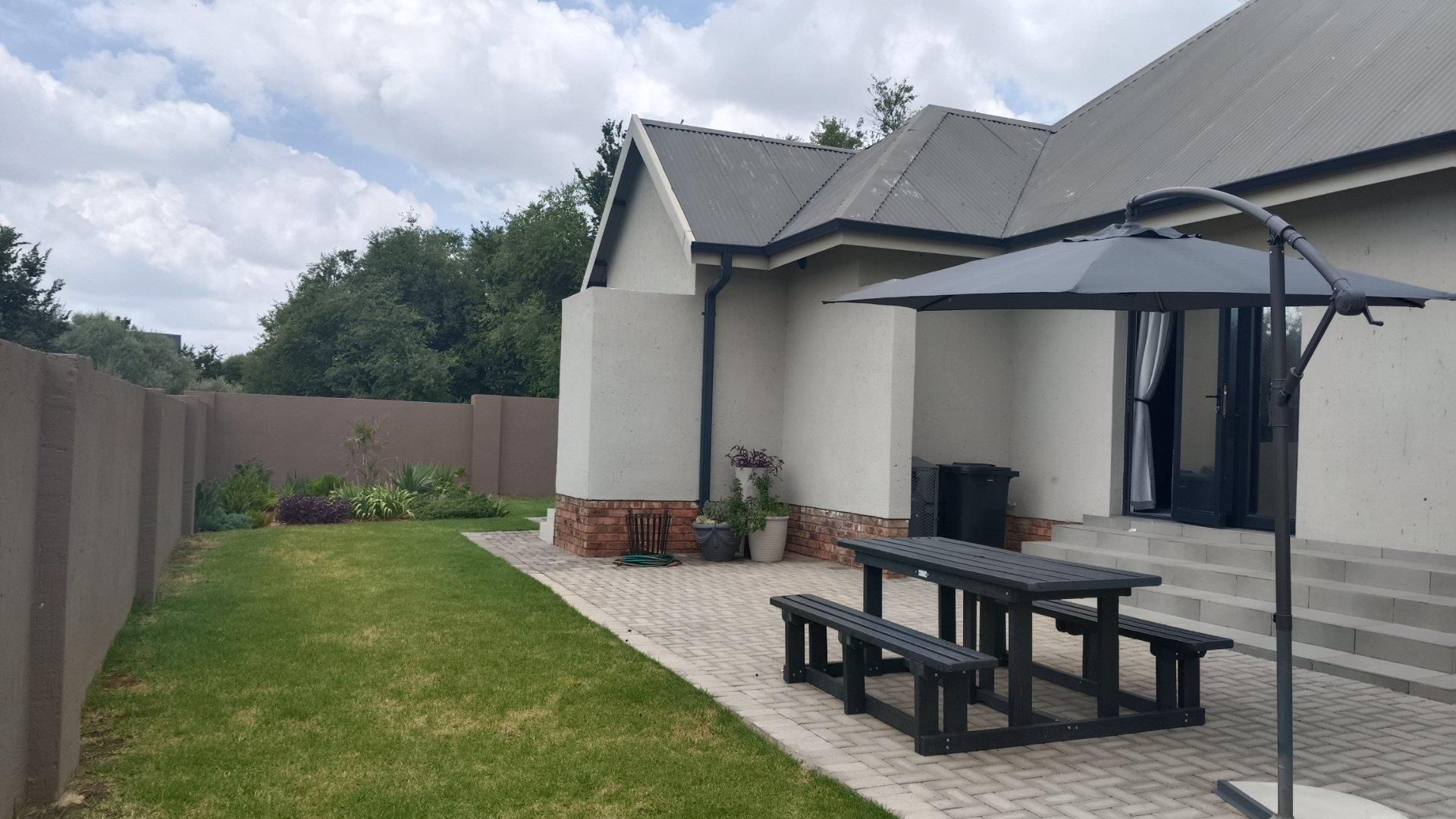 4 Bedroom House for sale in Vaal de Grace Golf Estate P24113991320