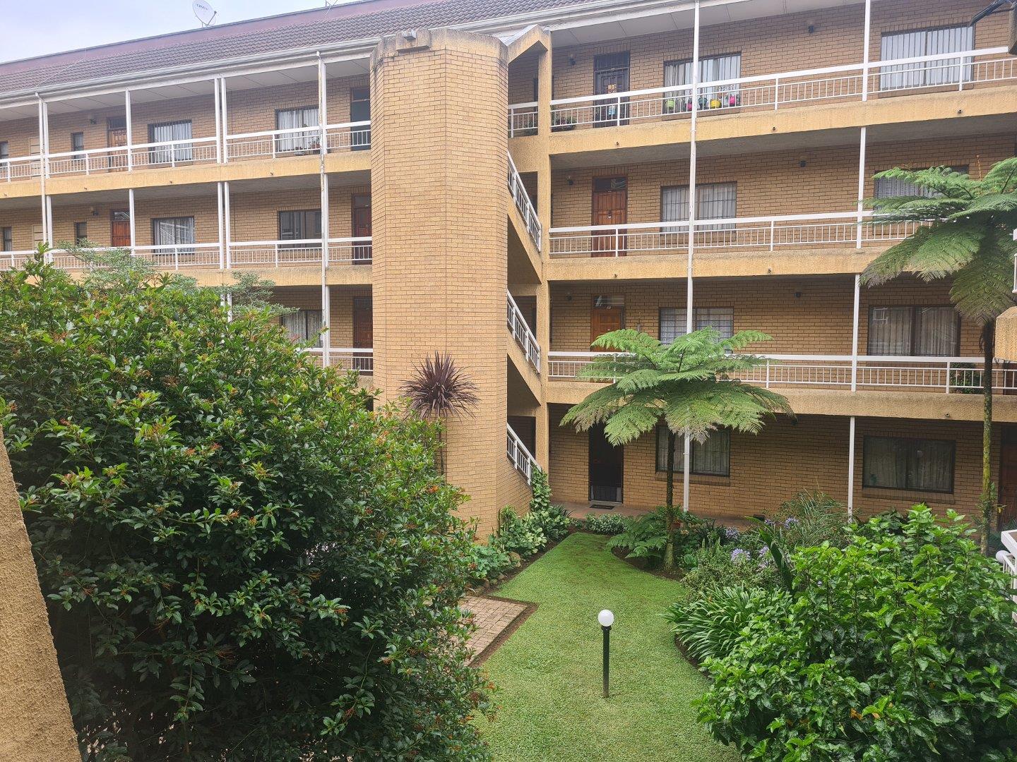 2 Bedroom Apartment / flat for sale in Pietermaritzburg Central P24113991645