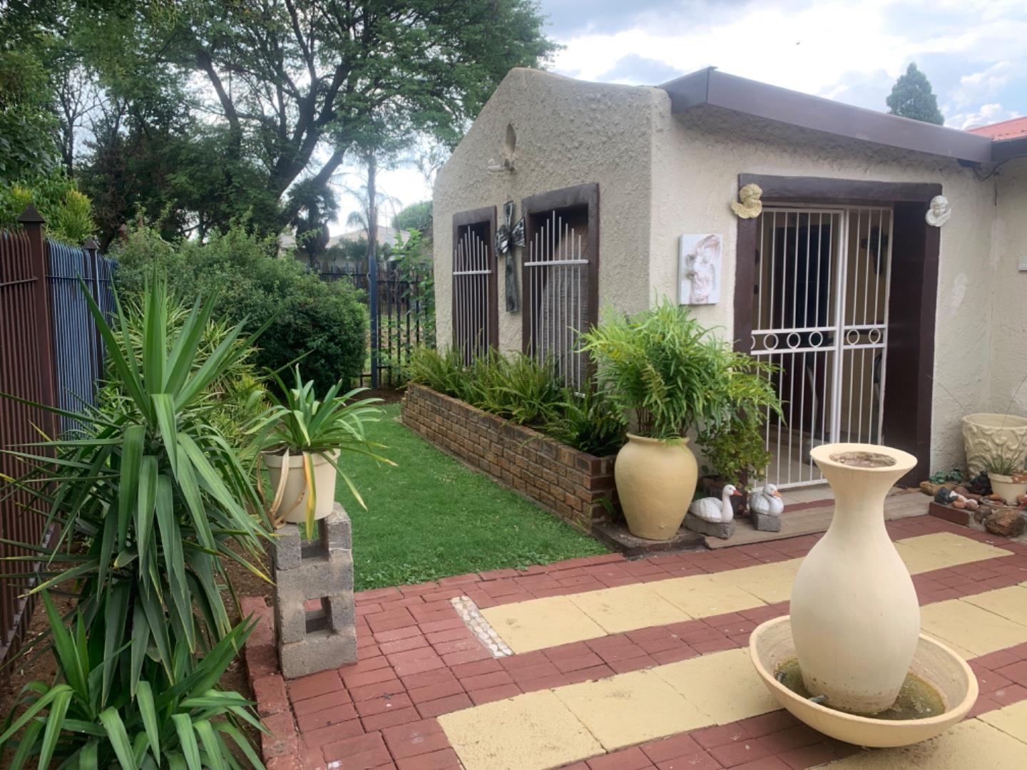 Danville, Pretoria Property Houses for sale in Danville, Pretoria