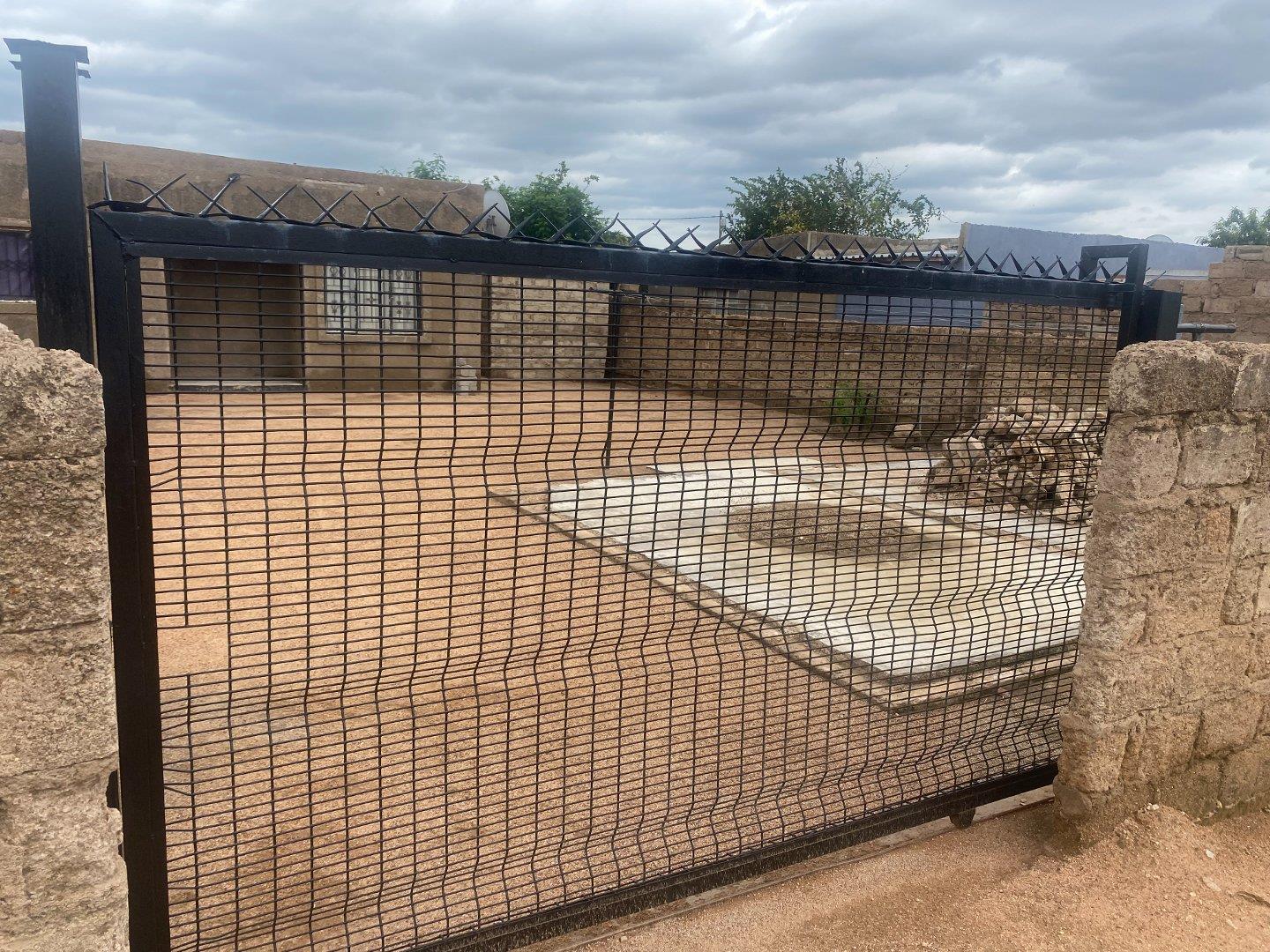 Vacant land / plot for sale in Soshanguve V P24113993576