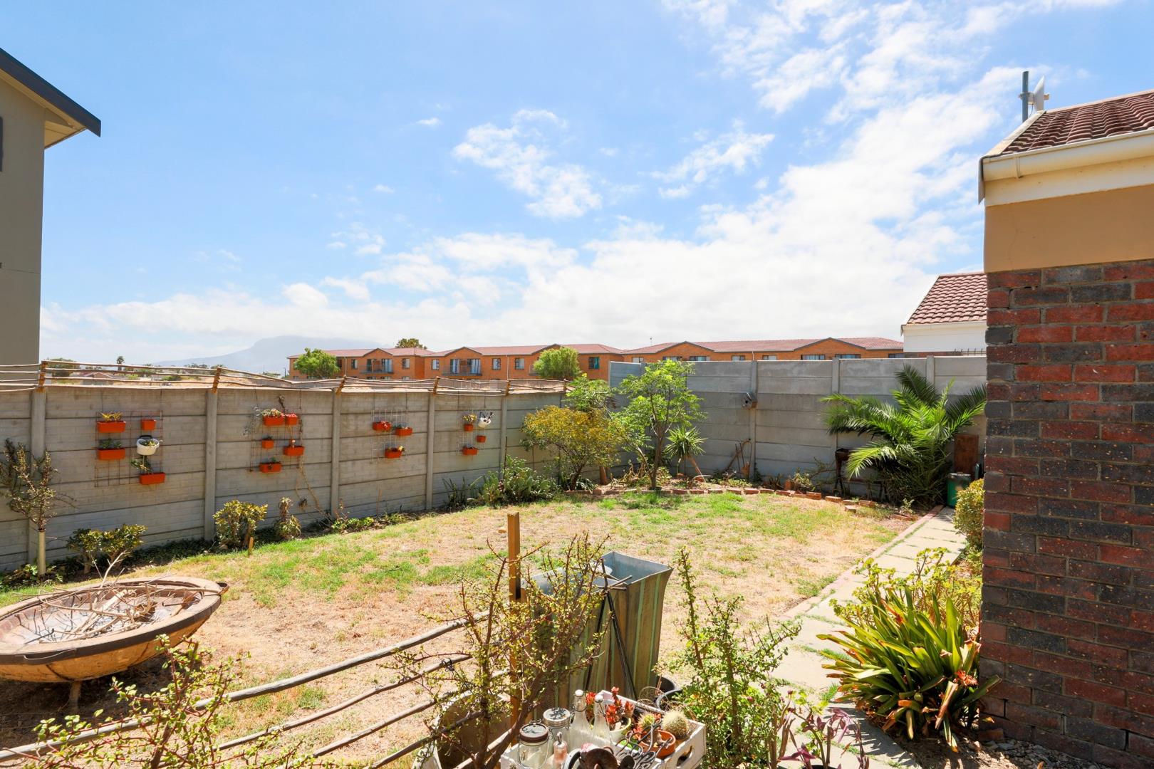 Helderberg Property Houses to rent in Helderberg