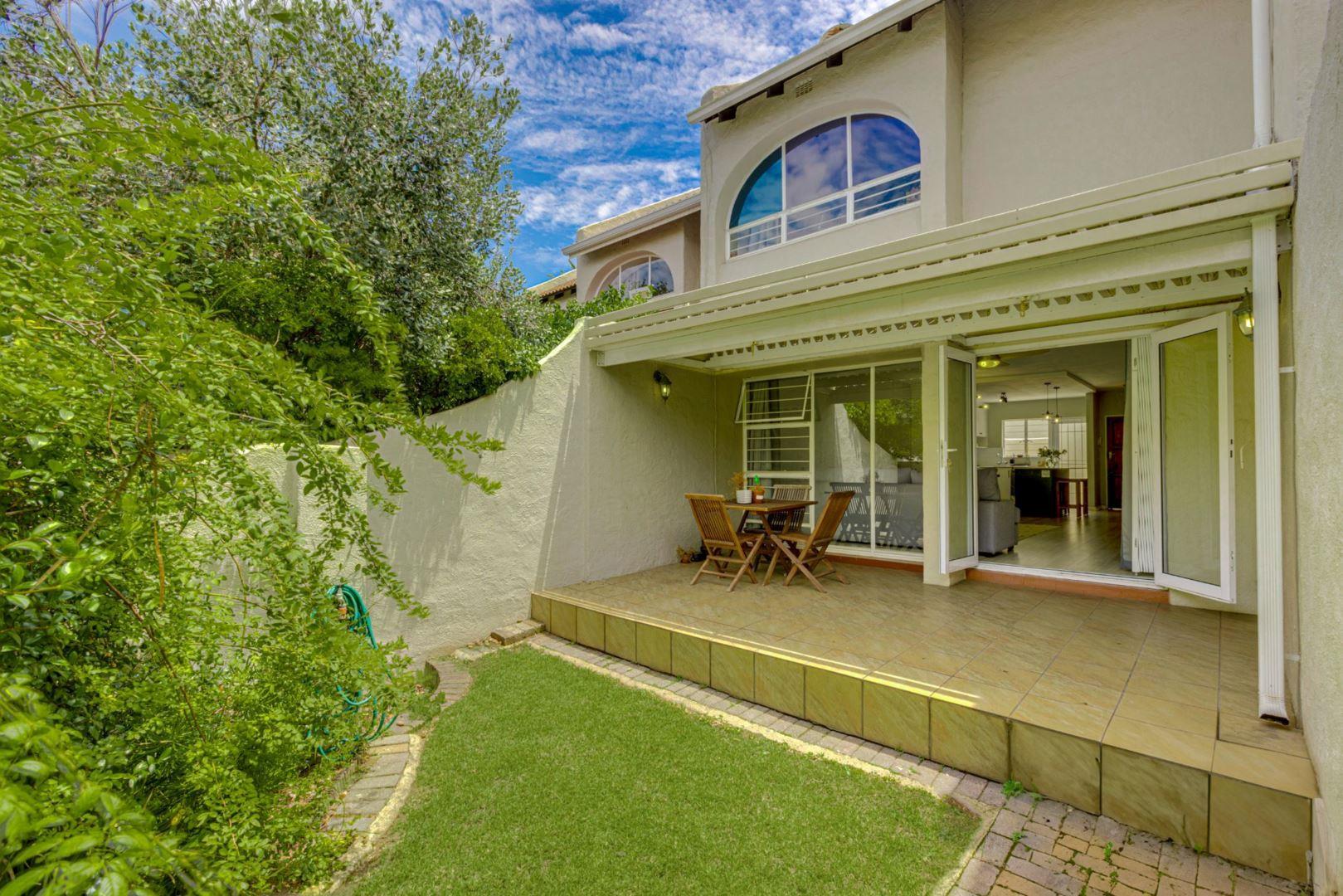 2 Bedroom Apartment / flat for sale in Bordeaux P24113996188