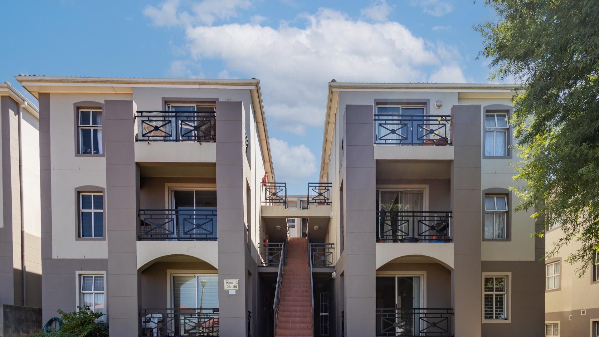 2 Bedroom Apartment / flat for sale in Vredekloof East 27 Ss Monto