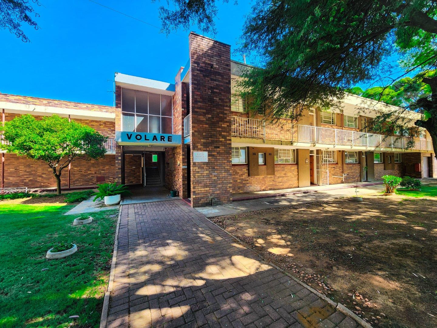 2 Bedroom Apartment / flat for sale in Greenhills 5 Volare Hof / 17